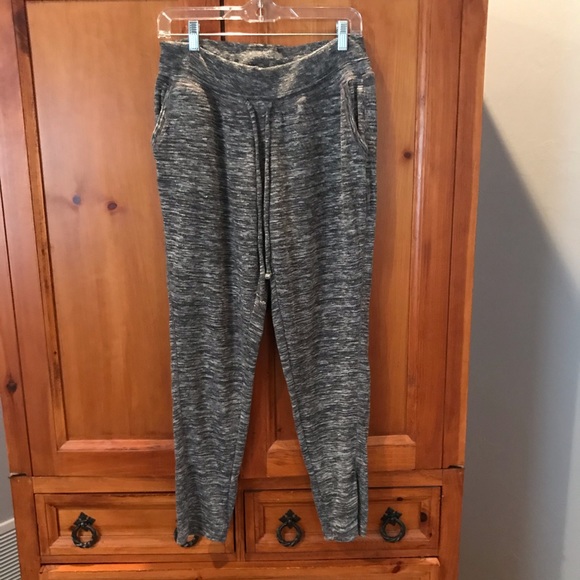 Athleta Women’s Joggers - Picture 2 of 5